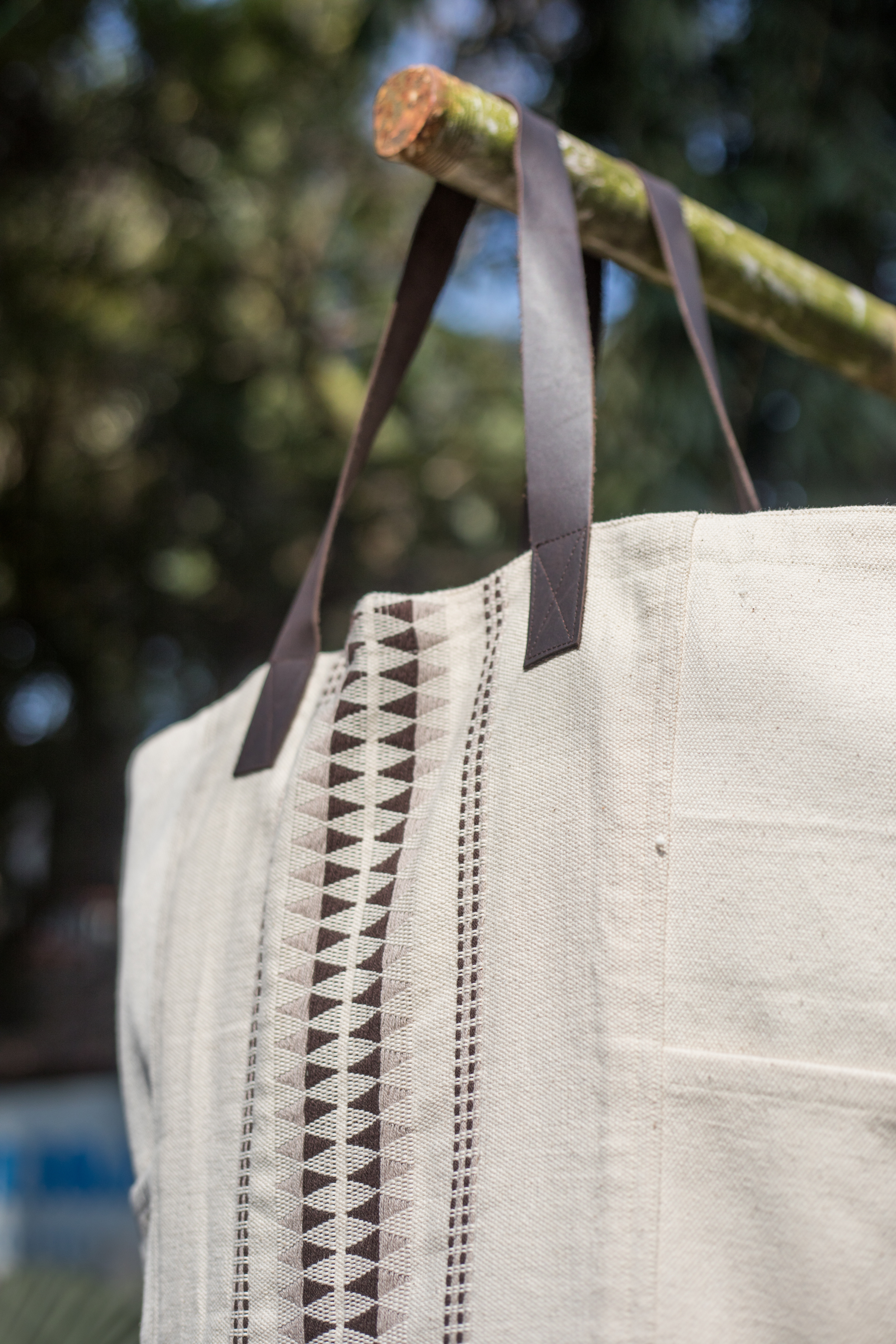 Customers Monogram Their LL Bean Tote Bags With a Twist  The New York  Times